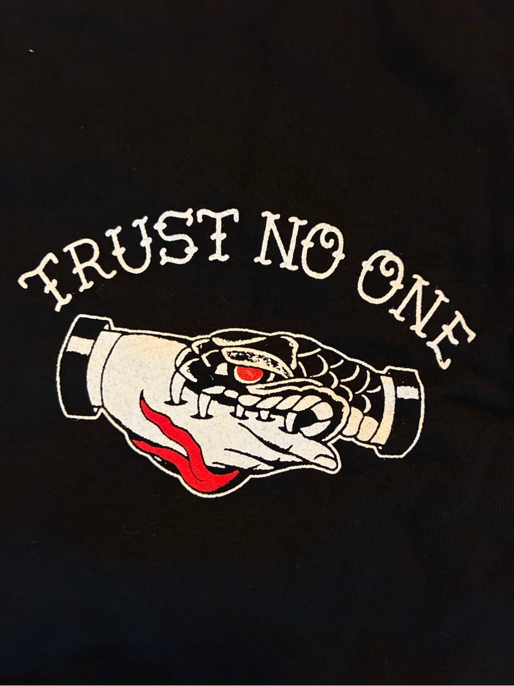 Cartel Ink Trust No One T-Shirt XL Black Graphic NWT Tattoo Snake